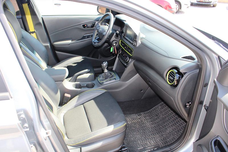 Hyundai Kona (2019) 1,0 T-GDI REZERVACE - fotka 13 z 18