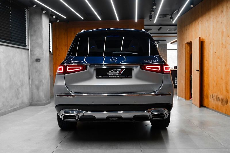 Mercedes-Benz GLS 4MATIC Maybach - fotka 31 z 32