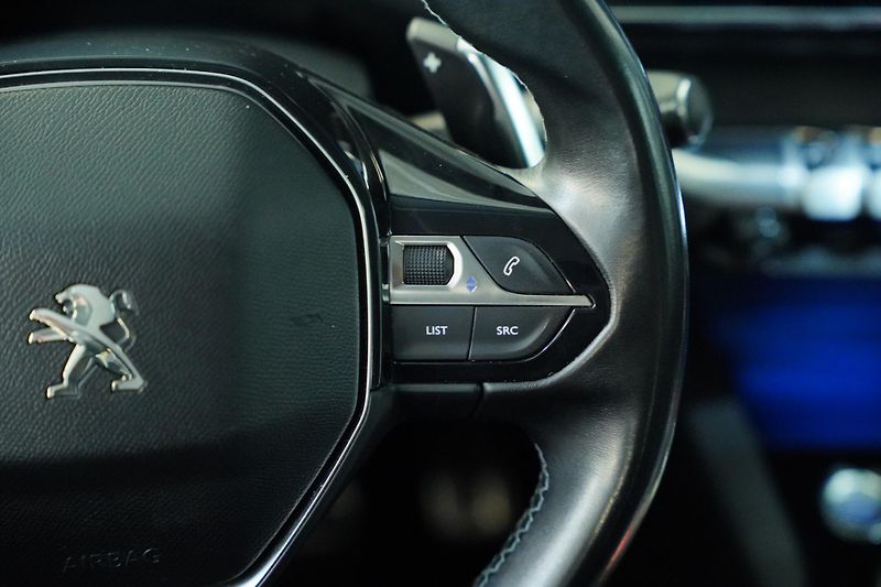 Peugeot 3008 - fotka 16 z 28
