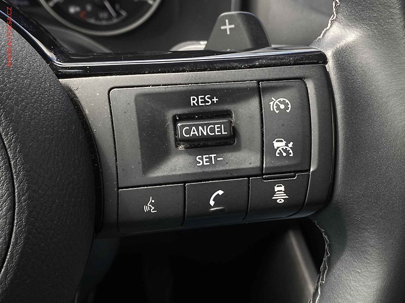 Nissan Qashqai (2021) 1.3 DIG-T, ČR, AT, LED - fotka 18 z 19