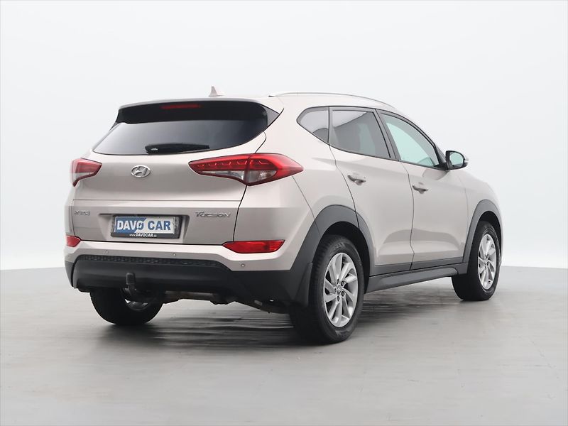 Hyundai Tucson 1,7 CRDi 85kW CZ Czech Edition - fotka 7 z 32