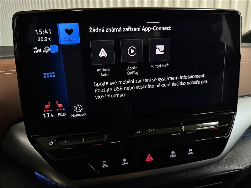 Volkswagen ID.4 150kW PRO PERF. TOP VÝBAVA - fotka 19 z 50