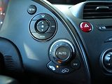 Honda Civic (2010) 1.8 i-VTEC, AC, park.čidla - náhled 17