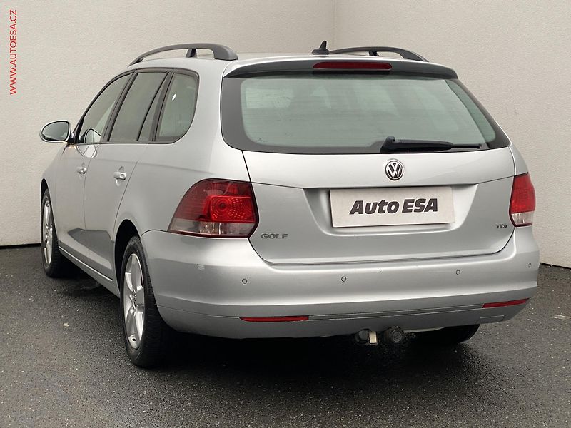 Volkswagen Golf (2012) 1.6 TDi, Trendline, navi - fotka 6 z 18