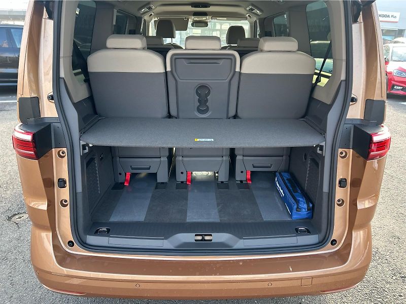 Volkswagen Multivan Long Life 2.0TDI 110kW DSG - fotka 13 z 25