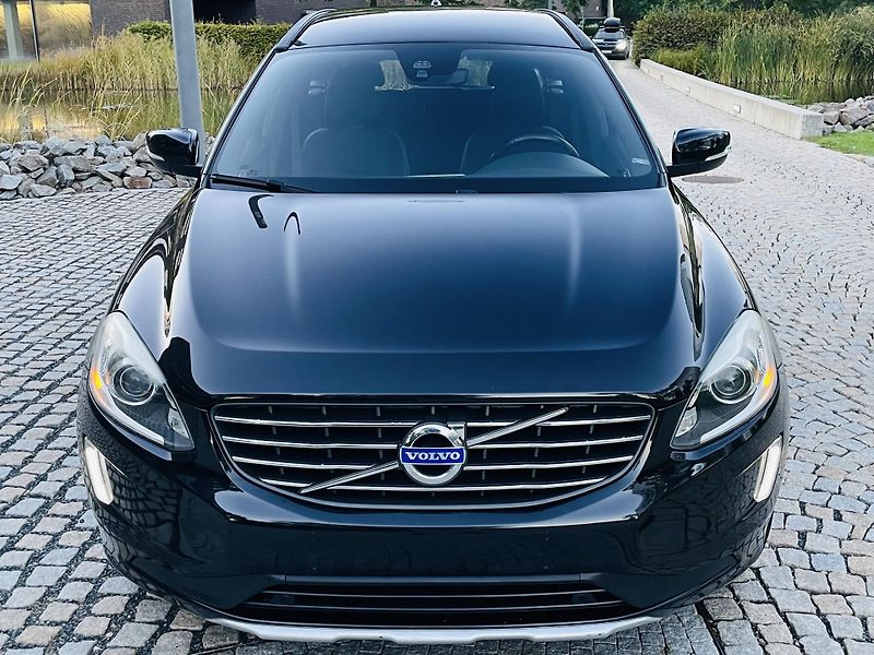 Volvo XC60 2.0D 5VÁLEC AUT TAŽNÉ VÝHŘEV - fotka 6 z 43
