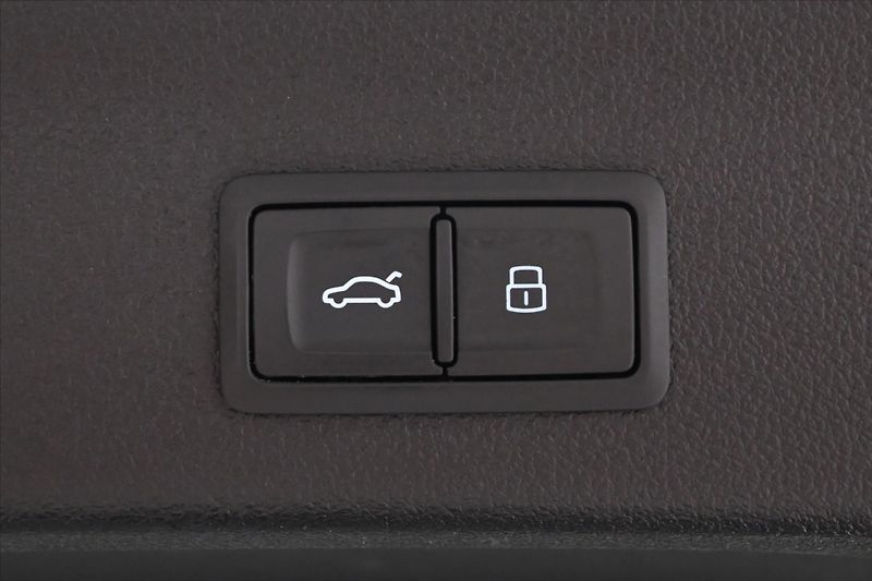 Audi A6 2,0 TDI 150 kW S-Tronic Záruka - fotka 26 z 31