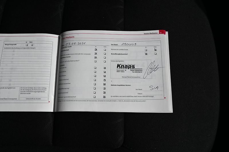Škoda Octavia 2.0TDI 7/2011 Rezervace - fotka 42 z 50