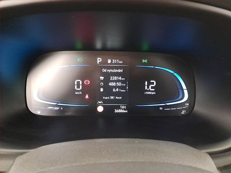 Hyundai i30 (2025) Family Smart 1.0 T-GDI - fotka 11 z 19