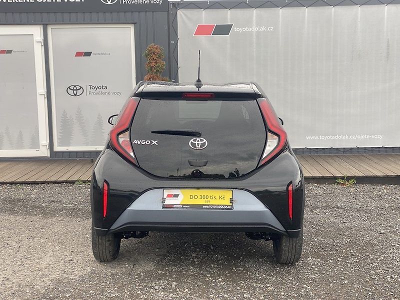 Toyota Aygo 1.0i, ČR, Style, DPH - fotka 6 z 15