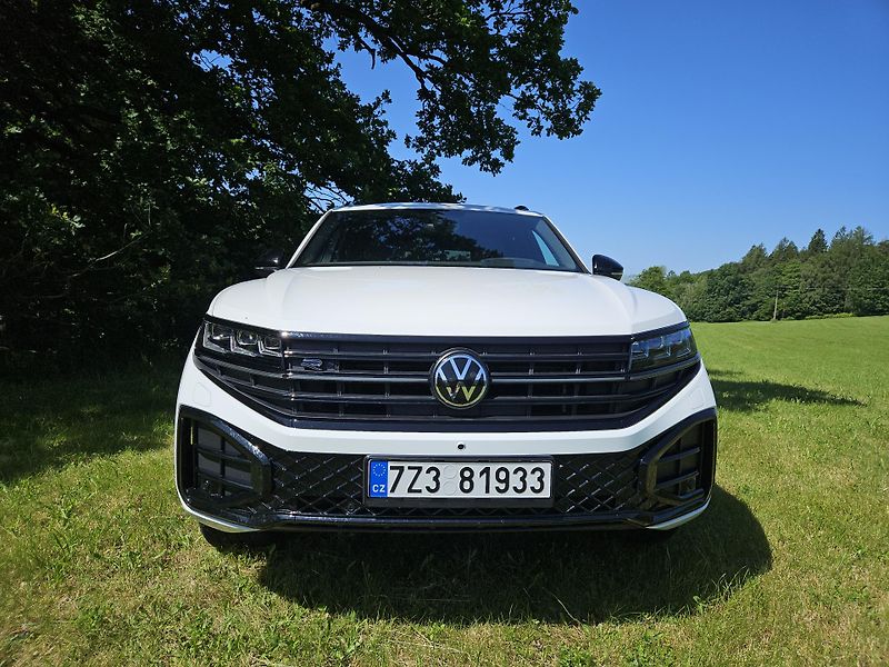 Volkswagen Touareg (2025) záruka 5 let Rline MAXI VÝBAVA - fotka 8 z 14