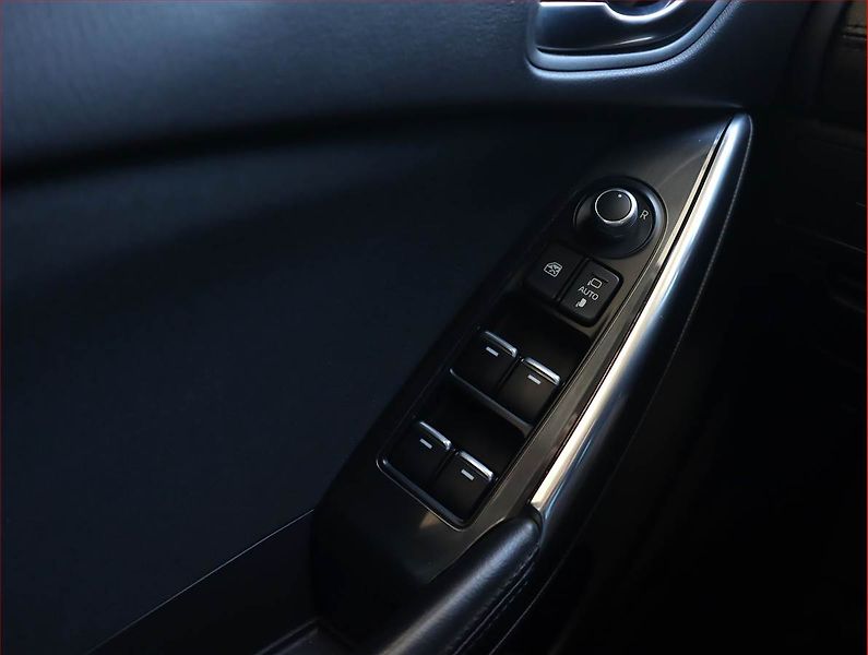 Mazda 6 (2018) 2.0 Skyactiv-G, Navi, Tempomat - fotka 19 z 20