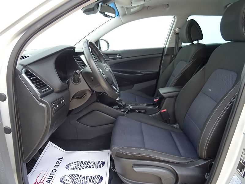 Hyundai Tucson (2017) 1.7CRDi,NovéČR,S.kn,navigace - fotka 11 z 24