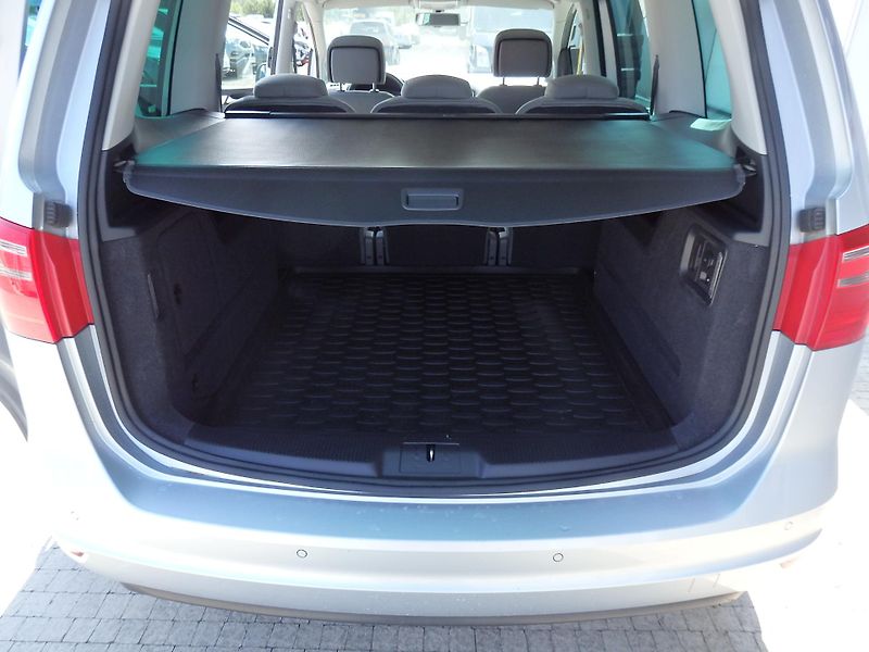 Seat Alhambra 2,0TDi 103kW DIGI KLIMA - fotka 11 z 21