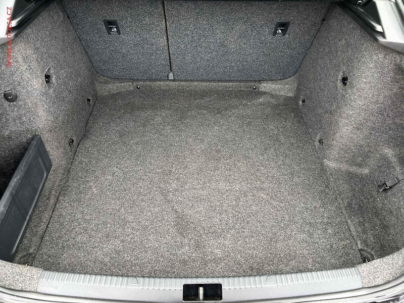 Škoda Octavia (2013) 1.2 TSI, ČR, AC, výhřev sed - fotka 7 z 15