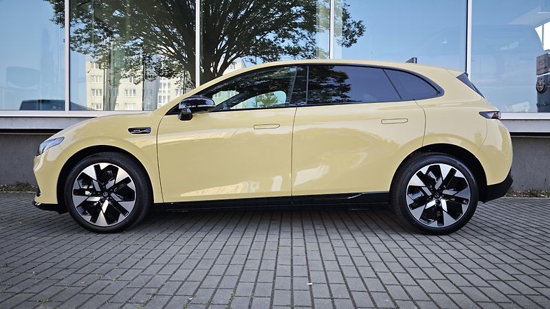 Leapmotor B05 (2026) Design 67kW EV - fotka 6 z 43