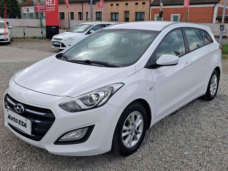 Hyundai i30 (2016) 1.6 CRDI, 2.maj,ČR, servis - fotka 3 z 19
