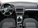 Škoda Octavia (2011) 1.2 TSi, 2.maj,ČR, AC, temp - náhled 8