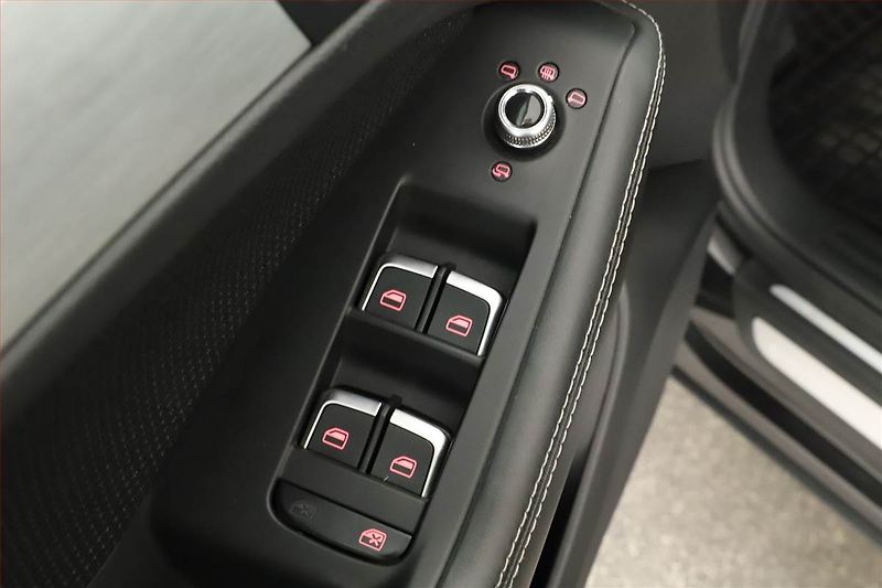 Audi Q5 (2013) S line 2.0 TFSI, 4X4, Kůže - fotka 16 z 18
