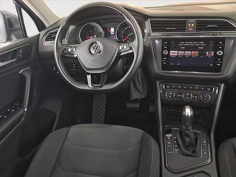 Volkswagen Tiguan (2017) 2.0 TDI, Automat, Navi - fotka 7 z 22