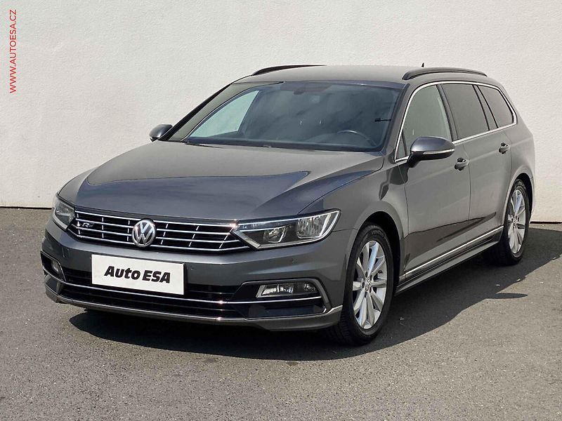Volkswagen Passat (2015) 2.0 TDi, AC, výhřev sed. - fotka 3 z 19