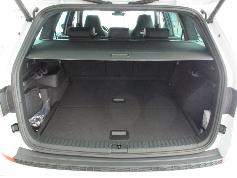 Škoda Kodiaq Sportline 2,0TDI/147kW 4x4 DSG - fotka 6 z 14