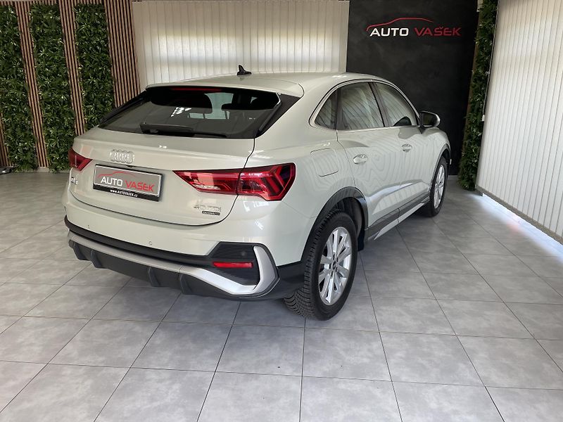 Audi Q3 40TDi ČR Sportback REZERVACE - fotka 12 z 32