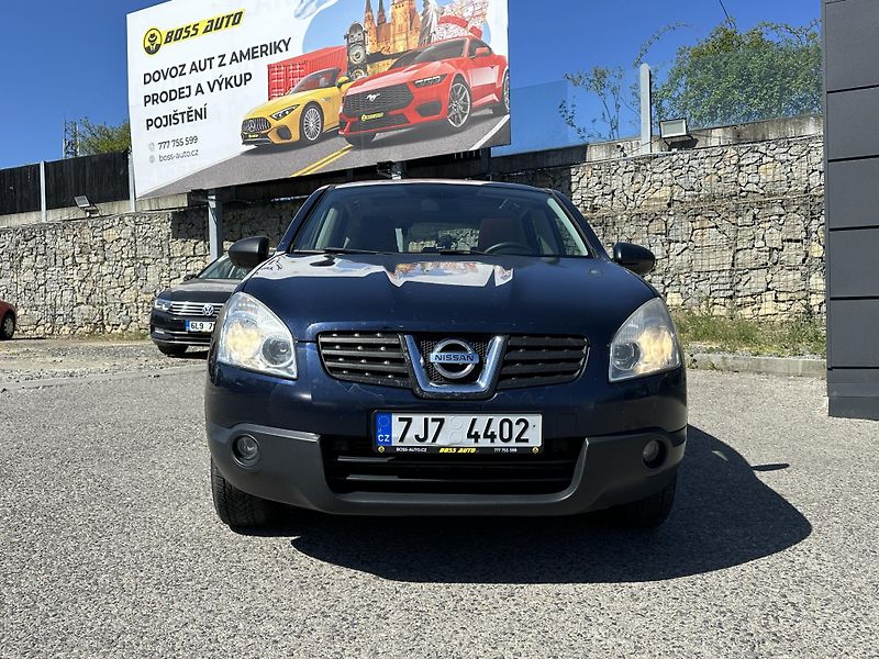 Nissan Qashqai (2008) Nissan Qashqai 2008 - fotka 2 z 12