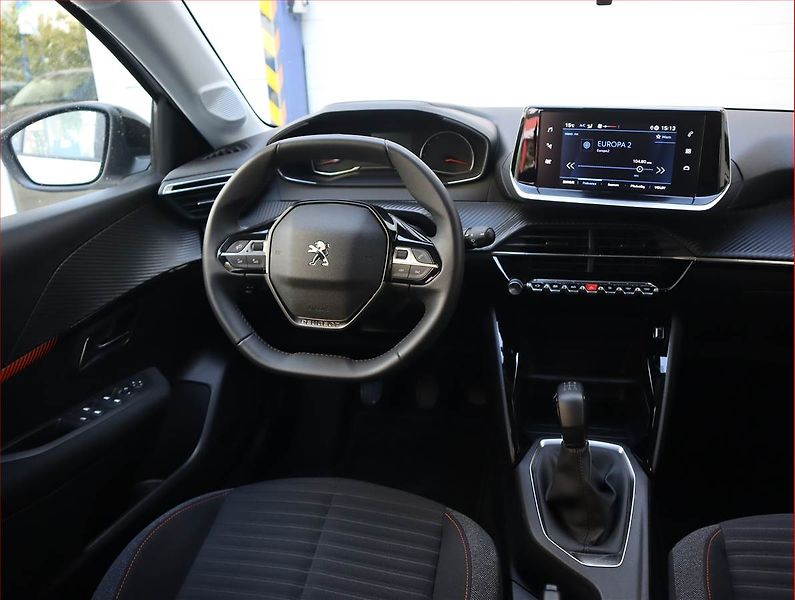 Peugeot 208 (2023) Active Pack 1.2 PureTech - fotka 7 z 19