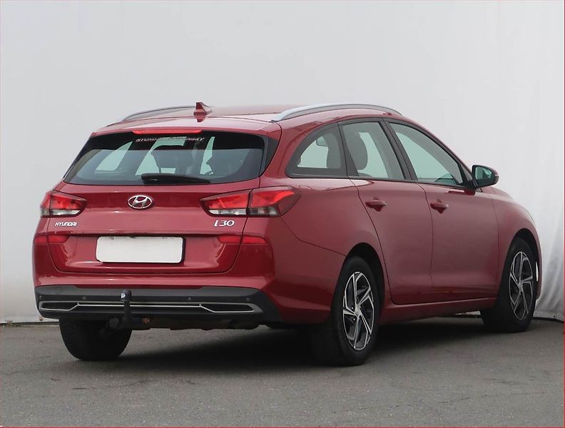 Hyundai i30 (2021) Comfort 1.0 T-GDI, Automat - fotka 5 z 20