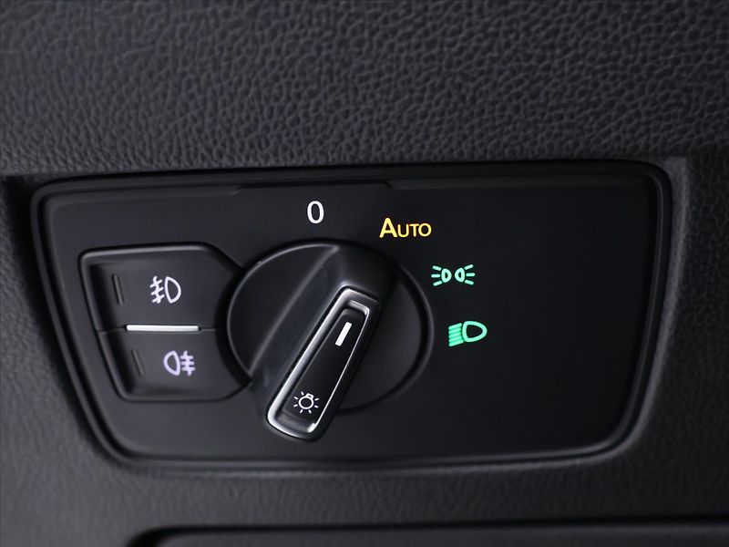 Volkswagen Passat 2,0 TSI 206kW CZ 4x4 DSG DPH - fotka 16 z 32