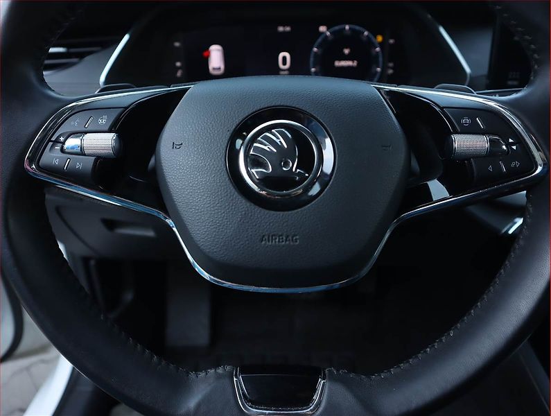 Škoda Octavia (2022) Clever 2.0 TDI, 4X4, Automat - fotka 25 z 27