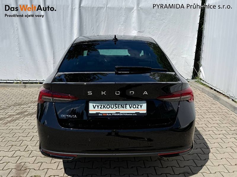 Škoda Octavia (2025) 1.5 TSI 110 kW e-Tec Top Selec - fotka 7 z 23