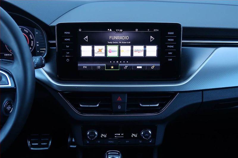 Škoda Kamiq (2019) 1.0 TSI, Automat, Navi - fotka 12 z 27