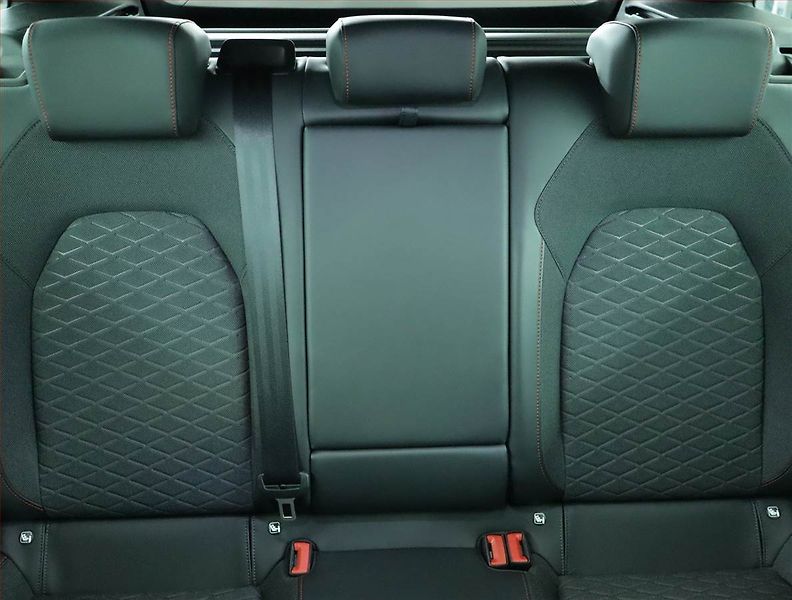 Seat Leon (2022) 1.5 eTSI, Automat, Kůže, Navi - fotka 10 z 20