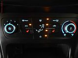 Ford Focus (2015) 1.5 TDCi, Navi, AC, park - náhled 17