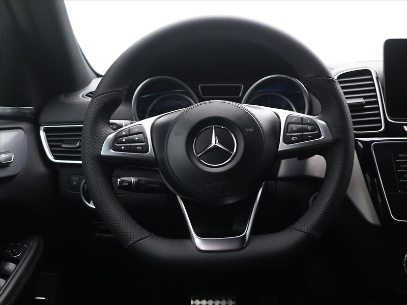 Mercedes-Benz GLS 3,0 190 kW 350 d 4MATIC - fotka 17 z 36