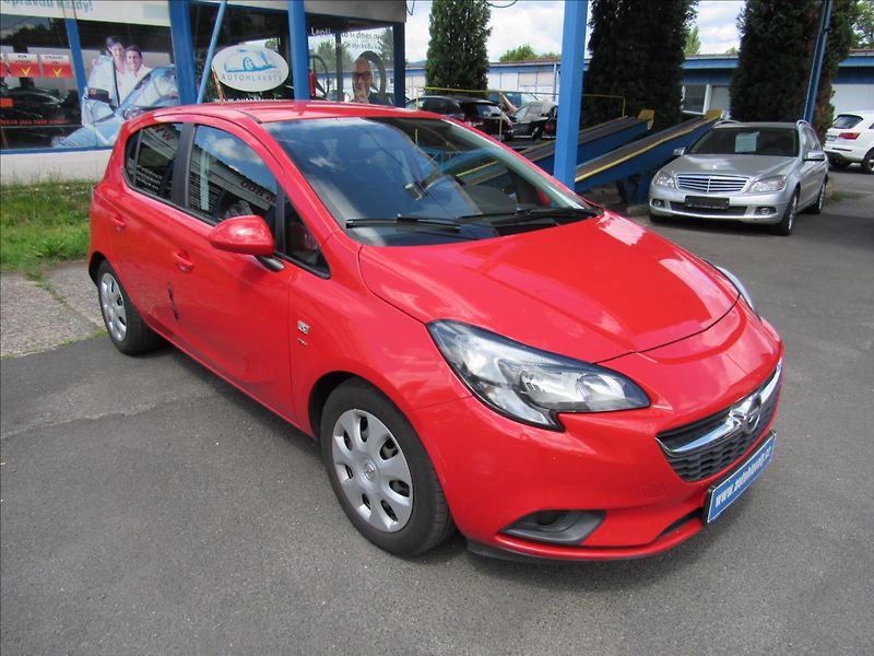 Opel Corsa 1,2 i 51kW - fotka 3 z 29