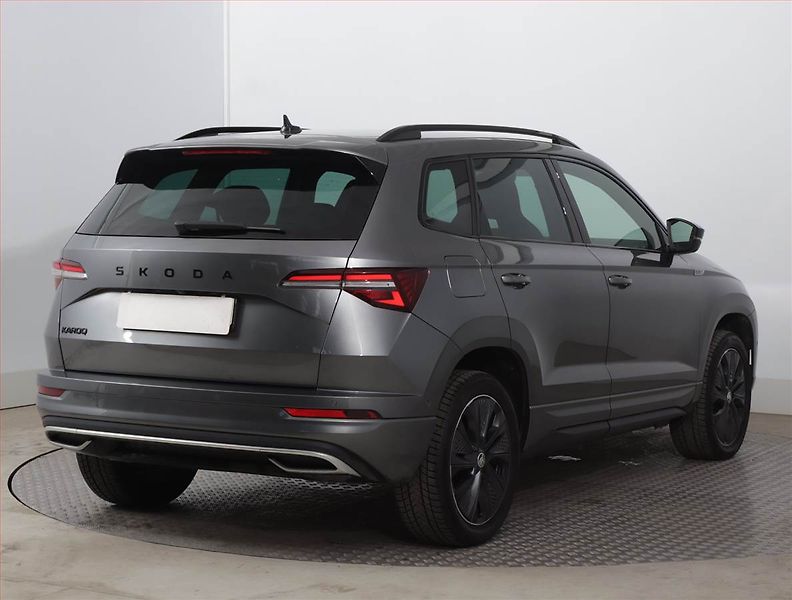 Škoda Karoq (2024) Sportline 1.5 TSI - fotka 5 z 22