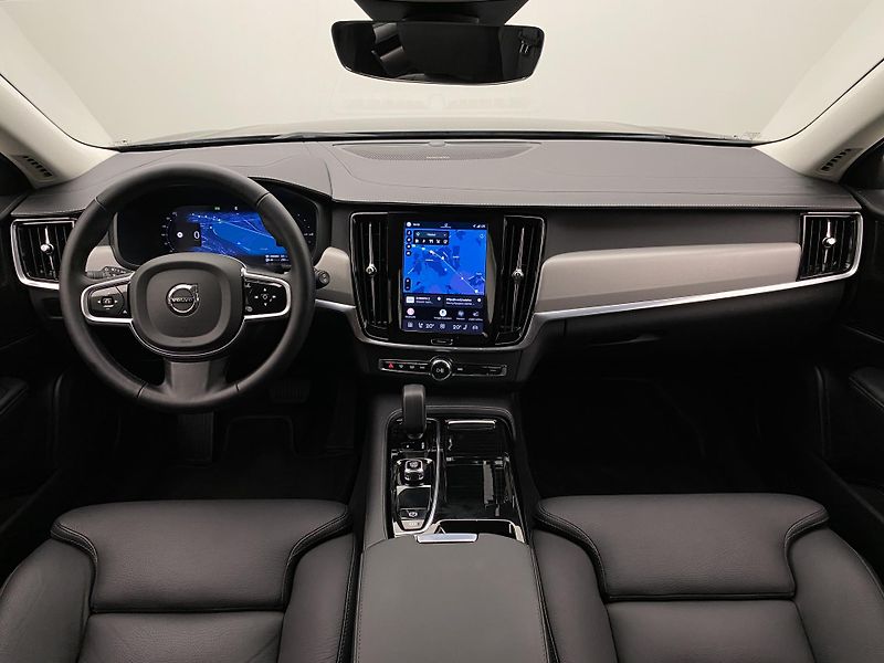 Volvo V90 T6 AWD RECHARGE BRIGHT PLUS - fotka 2 z 64