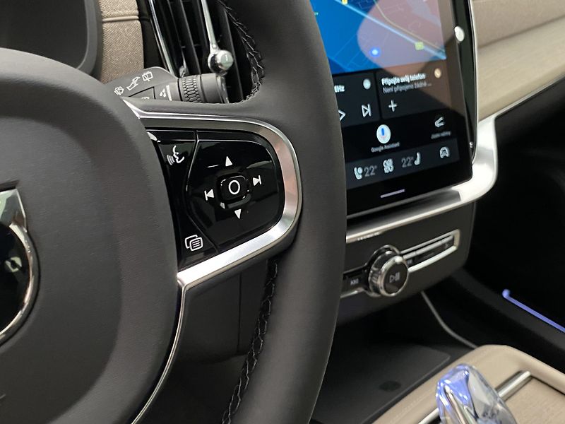 Volvo XC90 (2026) T8 AWD Plug-in BRIGHT ULTRA - fotka 29 z 75
