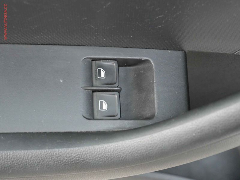 Škoda Rapid (2015) 1.2TSi, ČR, Ambition Fresh - fotka 11 z 18