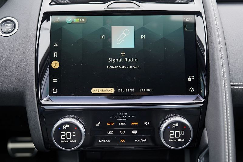 Jaguar E-Pace D200 4WD R-Dynamic/Aut/LED/fac - fotka 43 z 48