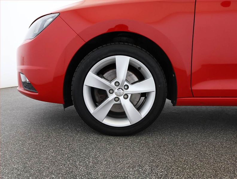 Seat Toledo (2015) 1.2 TSI, Serv.kniha, Navi - fotka 18 z 18