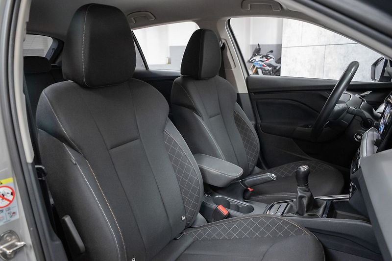 Škoda Scala 1.0 TSI 81kW *KAMERA*ACC* - fotka 11 z 38