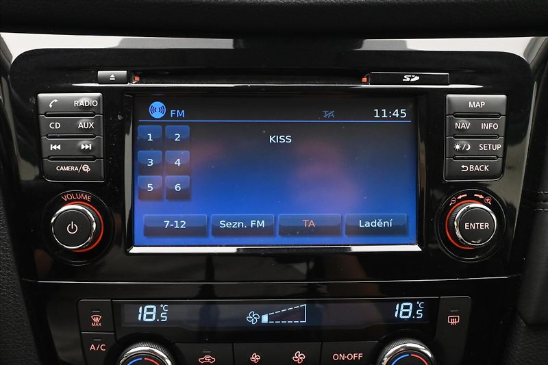 Nissan X-Trail 1,8 dCi 110 kW 4x4 AT Panorama - fotka 19 z 31