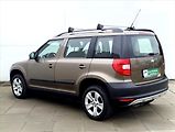 Škoda Yeti 1,6 TDi Navi Klima Tempomat - náhled 11
