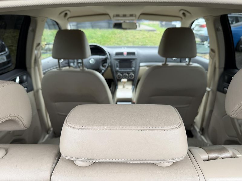 Škoda Octavia 2.0 TDI DSG - fotka 11 z 23