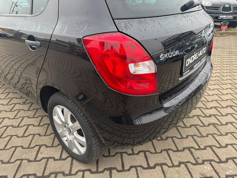 Škoda Fabia (2013) 1,2 HTP 51 KW KM STK 1. MAJ. - fotka 13 z 49