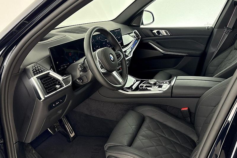 BMW X5 xDrive30d - fotka 7 z 30